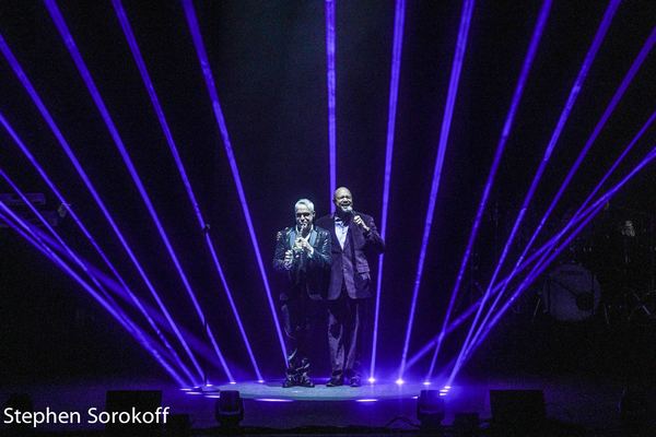 Photo Coverage: Dave Koz & Friends Christmas Tour Lights Up The Kravis Center Image