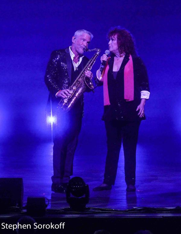 Photo Coverage: Dave Koz & Friends Christmas Tour Lights Up The Kravis Center Image