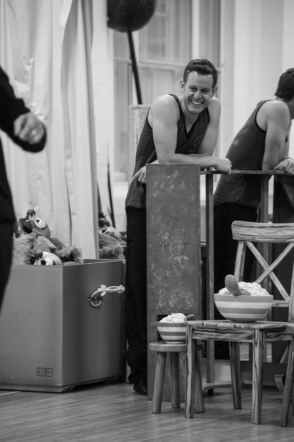 Photo Flash: Inside Rehearsal For GOLDILOCKS AND THE THREE BEARS at the London Palladium Image