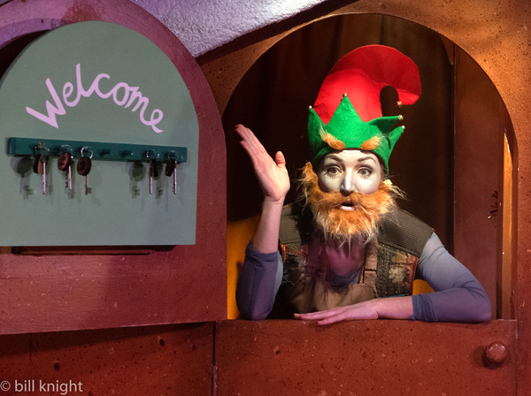 Photo Flash: First Look at Production Photos of Charles Court Opera's THE NATIVITY PANTO Image