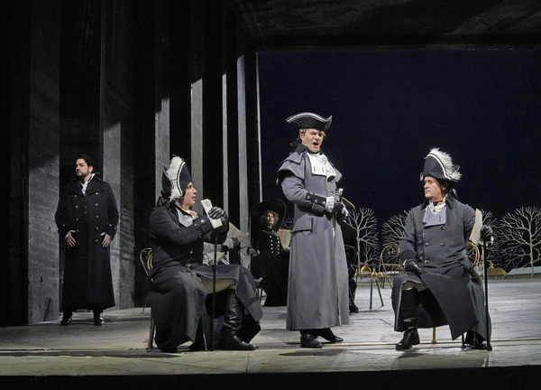 Photos/Reviews: THE QUEEN OF SPADES at the Metropolitan Opera, New York 