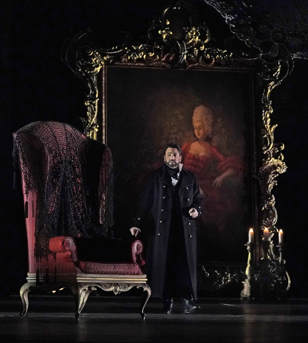 Photos/Reviews: THE QUEEN OF SPADES at the Metropolitan Opera, New York 