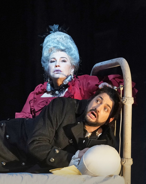 Photos/Reviews: THE QUEEN OF SPADES at the Metropolitan Opera, New York 