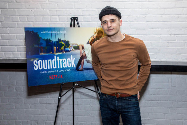 Andy Mientus Photo