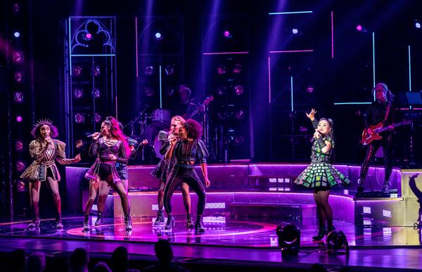 Photo Flash: Get A First Look At The Twin Cities Run Of Broadway-Bound SIX Image