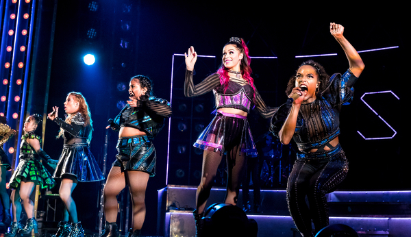 Photo Flash: Get A First Look At The Twin Cities Run Of Broadway-Bound SIX Image