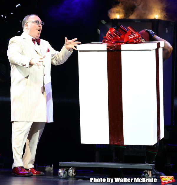 Photo Coverage: THE ILLUSIONISTS - MAGIC OF THE HOLIDAYS Press Preview Image