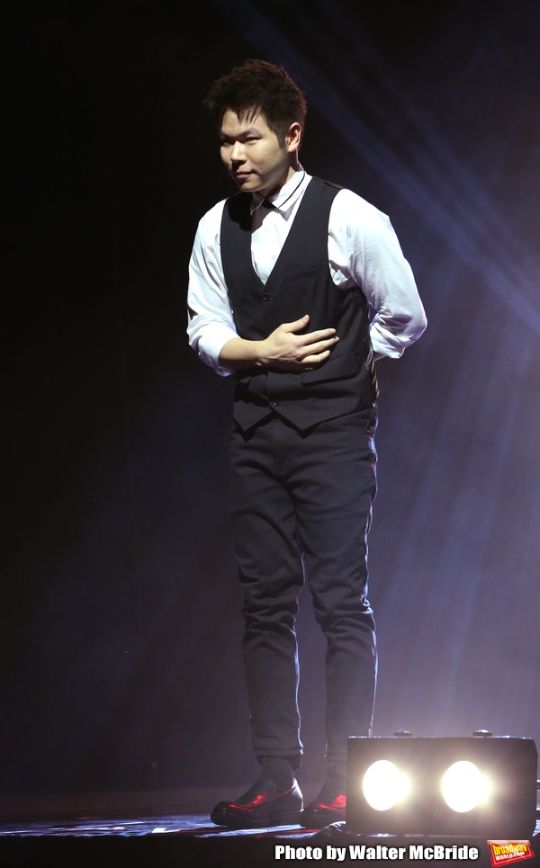 Photo Coverage: THE ILLUSIONISTS - MAGIC OF THE HOLIDAYS Press Preview Image
