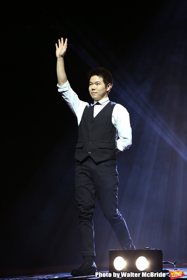 Photo Coverage: THE ILLUSIONISTS - MAGIC OF THE HOLIDAYS Press Preview Image