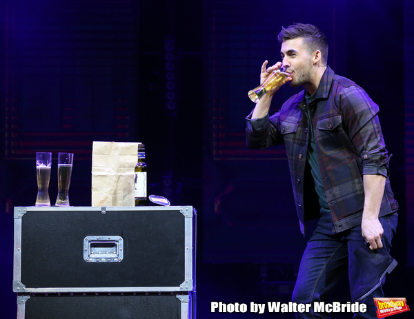 Photo Coverage: THE ILLUSIONISTS - MAGIC OF THE HOLIDAYS Press Preview Image