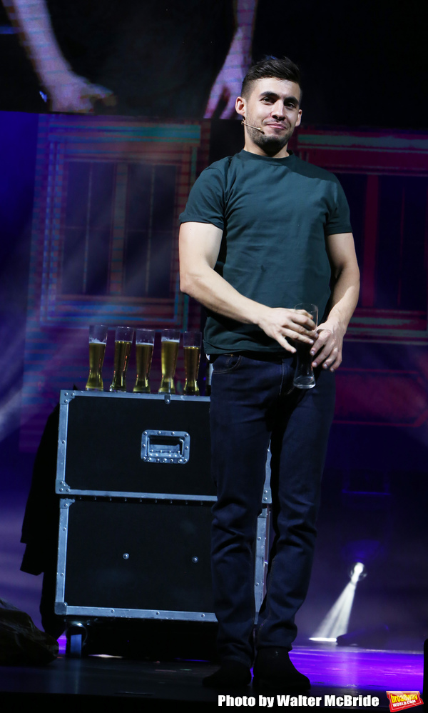 Photo Coverage: THE ILLUSIONISTS - MAGIC OF THE HOLIDAYS Press Preview Image