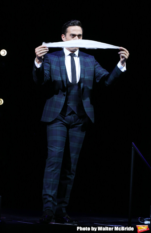 Photo Coverage: THE ILLUSIONISTS - MAGIC OF THE HOLIDAYS Press Preview Image