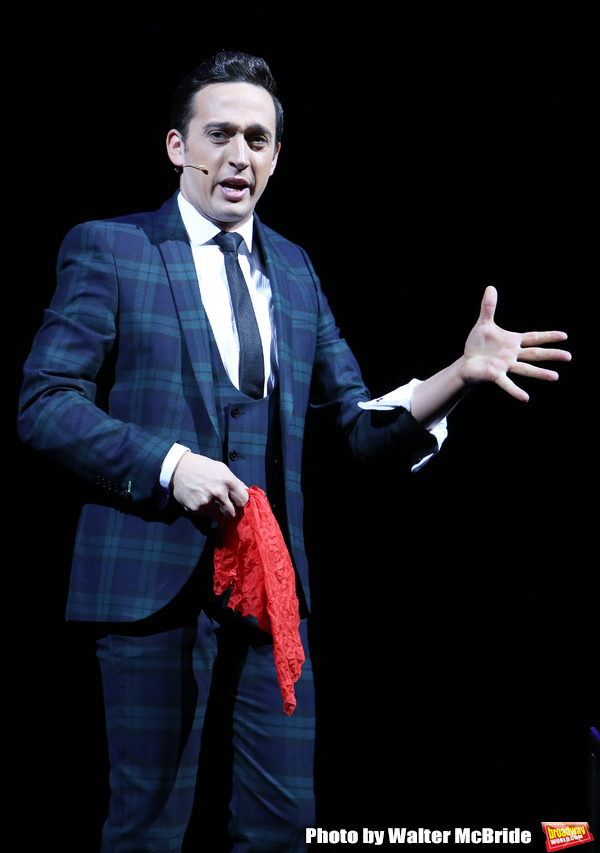 Photo Coverage: THE ILLUSIONISTS - MAGIC OF THE HOLIDAYS Press Preview Image
