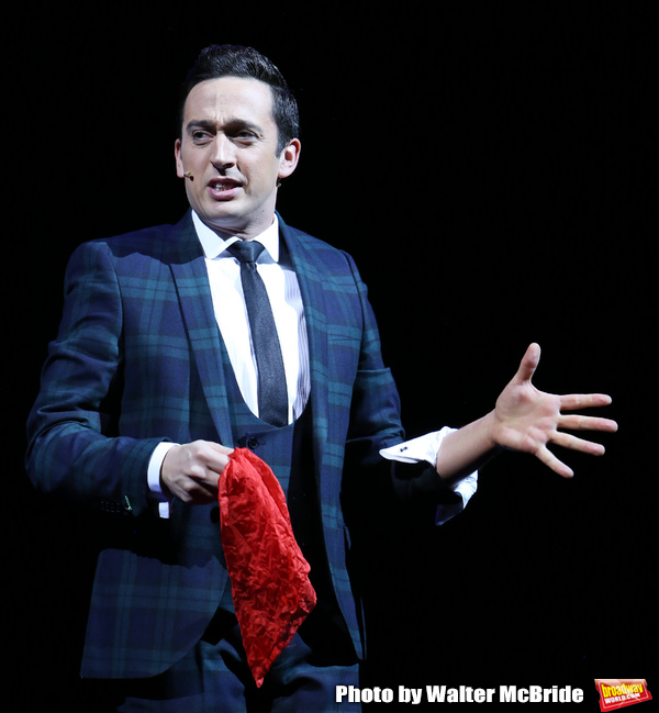 Photo Coverage: THE ILLUSIONISTS - MAGIC OF THE HOLIDAYS Press Preview Image