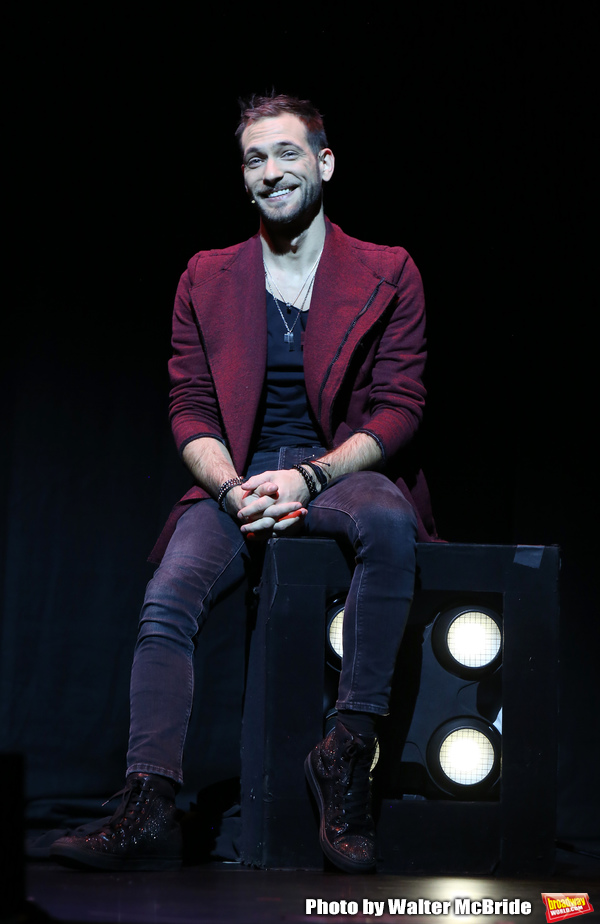 Photo Coverage: THE ILLUSIONISTS - MAGIC OF THE HOLIDAYS Press Preview Image