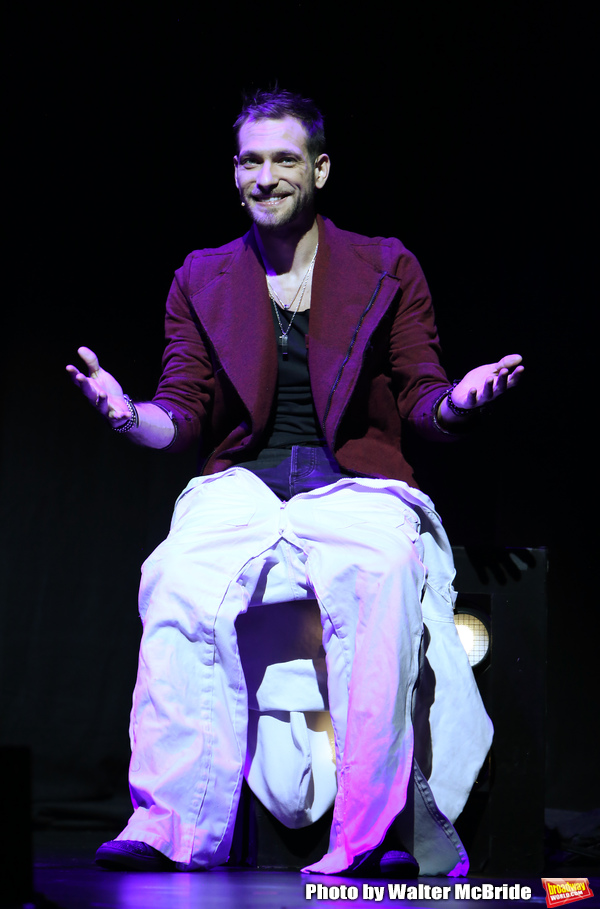 Photo Coverage: THE ILLUSIONISTS - MAGIC OF THE HOLIDAYS Press Preview Image