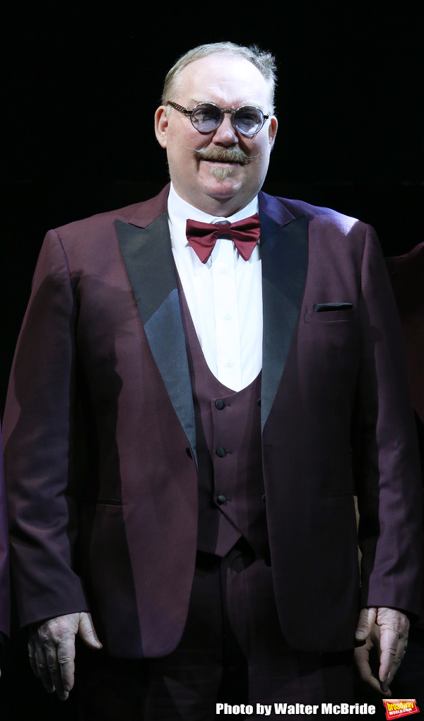 Photo Coverage: THE ILLUSIONISTS - MAGIC OF THE HOLIDAYS Press Preview Image