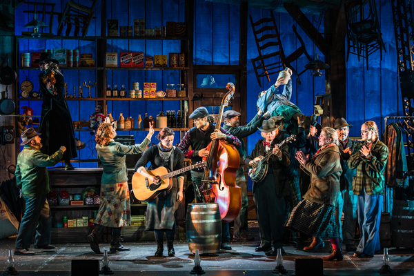 Photo Flash: First Look at the World Premiere of DOLLY PARTON'S SMOKY MOUNTAIN CHRISTMAS CAROL at Boston's Emerson Colonial Theatre  Image