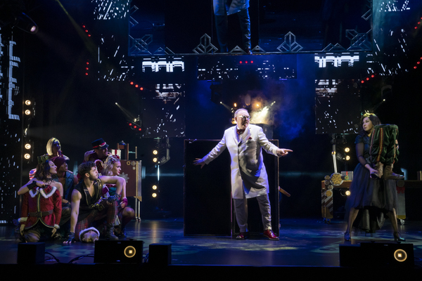 Photo Flash: Take a Look at Production Photos From THE ILLUSIONISTS - MAGIC OF THE HOLIDAYS Image