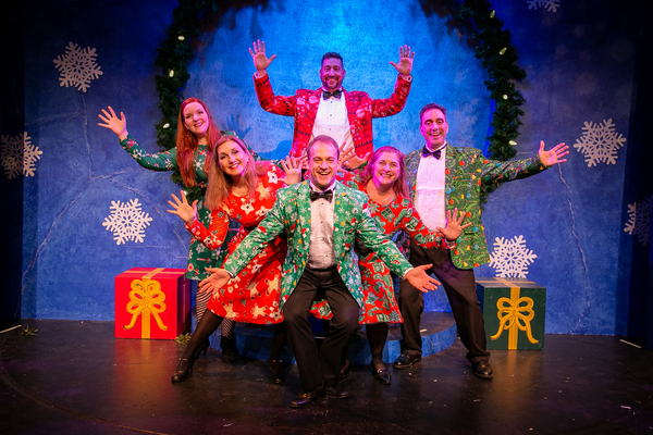 Photo Flash: First Look at TheatreWorks New Milford's WRECK THE HALLS 
