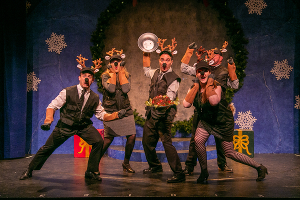 Photo Flash: First Look at TheatreWorks New Milford's WRECK THE HALLS Image