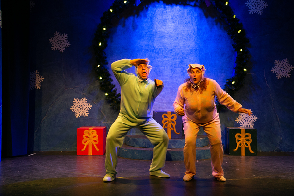 Photo Flash: First Look at TheatreWorks New Milford's WRECK THE HALLS  Image