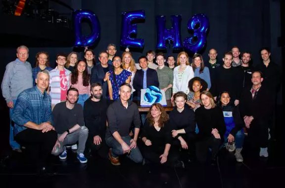 Wake UP With BWW 12/5: JAGGED LITTLE PILL Opens, and More! Image