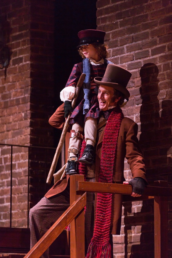 Photos A CHRISTMAS CAROL Rings In The Holidays At Hartford Stage