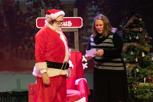 Photo Coverage: First Look at Pickerington Community Theatre's MIRACLE ON 34TH STREET Image