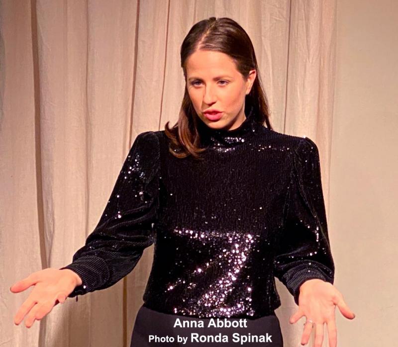 Interview: Anna Abbott's A Nice Evangelical Christian in A VERY HAPPY GOYISHA HANUKKAH 