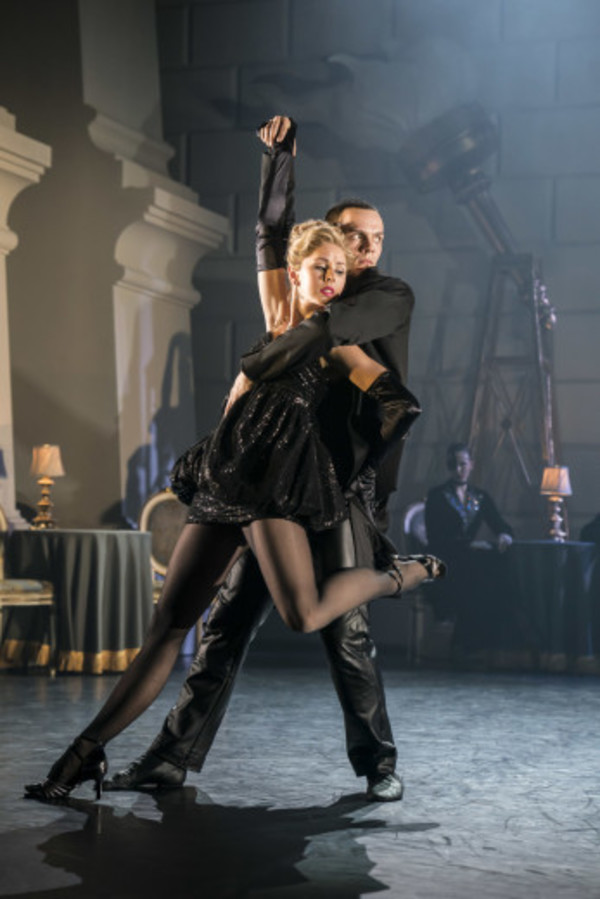 Photo Flash: First Look at Matthew Bourne's SWAN LAKE at the Ahmanson Image