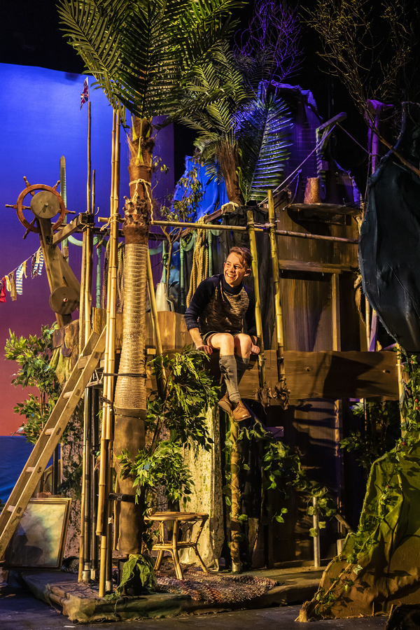 Photo Flash: First Look at SWISS FAMILY ROBINSON at The Core Theatre at Corby Cube Image