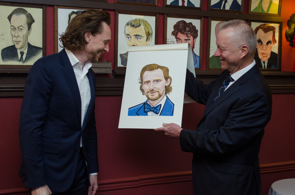Photo Coverage: Tom Hiddleston Receives Portrait at Sardi's Image