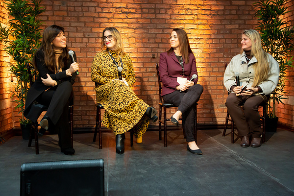 Photo Flash: BroadwayHD's Bonnie Comley Speaks on Panel at Women in Media Event 