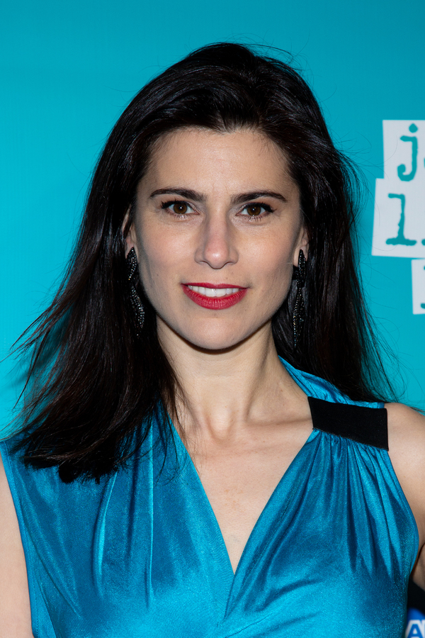 Photo Coverage: Alanis Morissette & More Walk the Opening Night Red Carpet at JAGGED LITTLE PILL Image