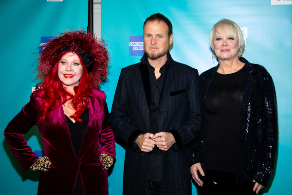 Photo Coverage: Alanis Morissette & More Walk the Opening Night Red Carpet at JAGGED LITTLE PILL Image