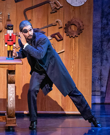 Review: The Nutcracker - Kansas City Ballet Image