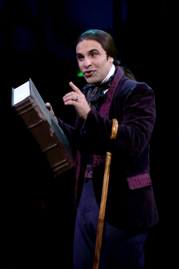 Photo Flash: North Shore Music Theatre's Production of A CHRISTMAS CAROL Image