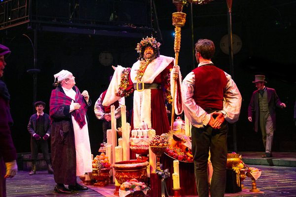 Photo Flash: North Shore Music Theatre's Production of A CHRISTMAS CAROL 