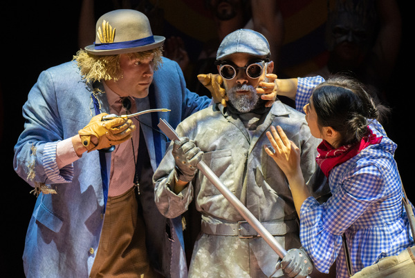 Photo Flash: Quintessence Theatre Group Heads To Oz For The Holidays Image