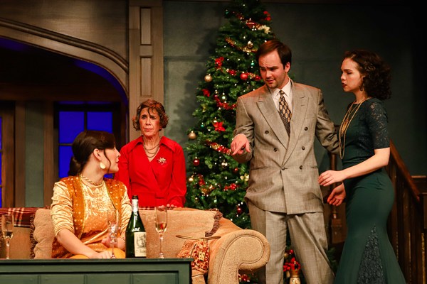 Photo Flash: HOLMES FOR THE HOLIDAYS At Tacoma Little Theatre Image