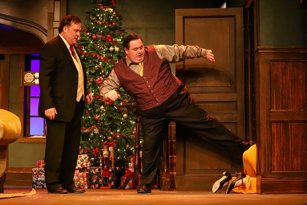 Photo Flash: HOLMES FOR THE HOLIDAYS At Tacoma Little Theatre Image