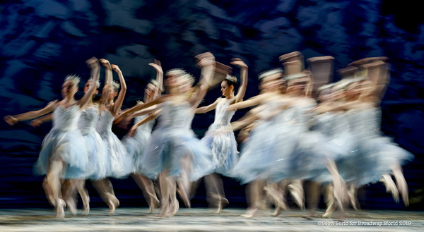 Review: THE NUTCRACKER at Academy Of Music Image