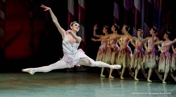 Review: THE NUTCRACKER at Academy Of Music Image