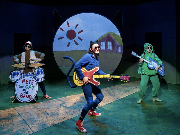 Photo Flash: First Look At Salt Lake Acting Company's Utah Premiere Of PETE THE CAT 