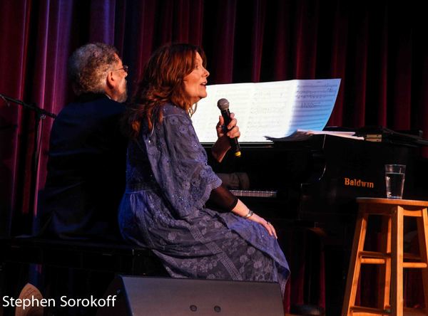 Photo Coverage: Maureen McGovern Plays The RRAZZ ROOM Image
