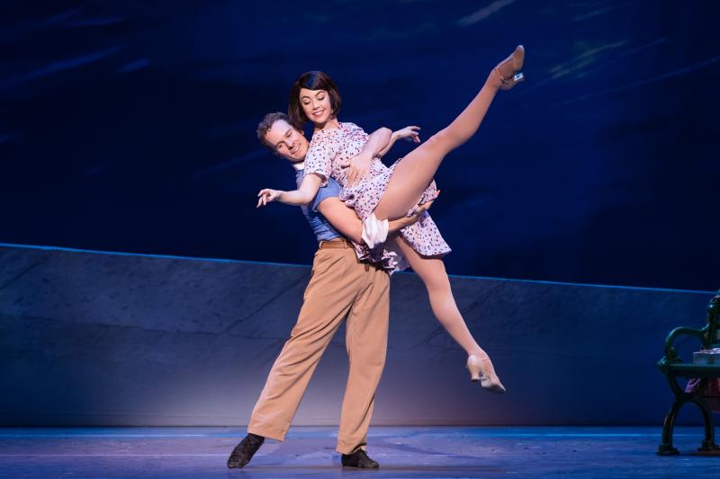 Review: AN AMERICAN IN PARIS at Châtelet Image