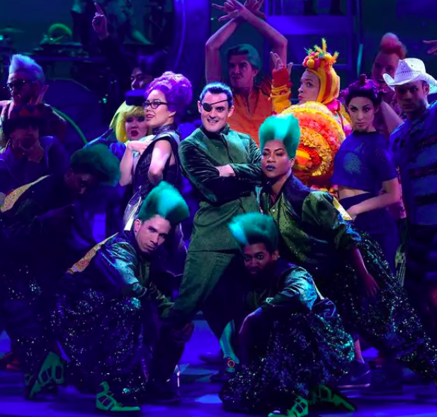Review: THE SPONGEBOB MUSICAL: LIVE ON STAGE! Brought The Iconic Characters to Life on Nickelodeon! Image