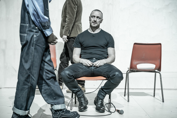 Photo Flash: First Look at CYRANO DE BERGERAC at Playhouse Theatre Image