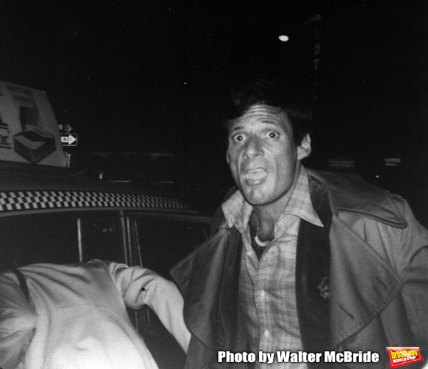 Ron Leibman hailing a Taxi on December 3, 1979 in New York City. Photo